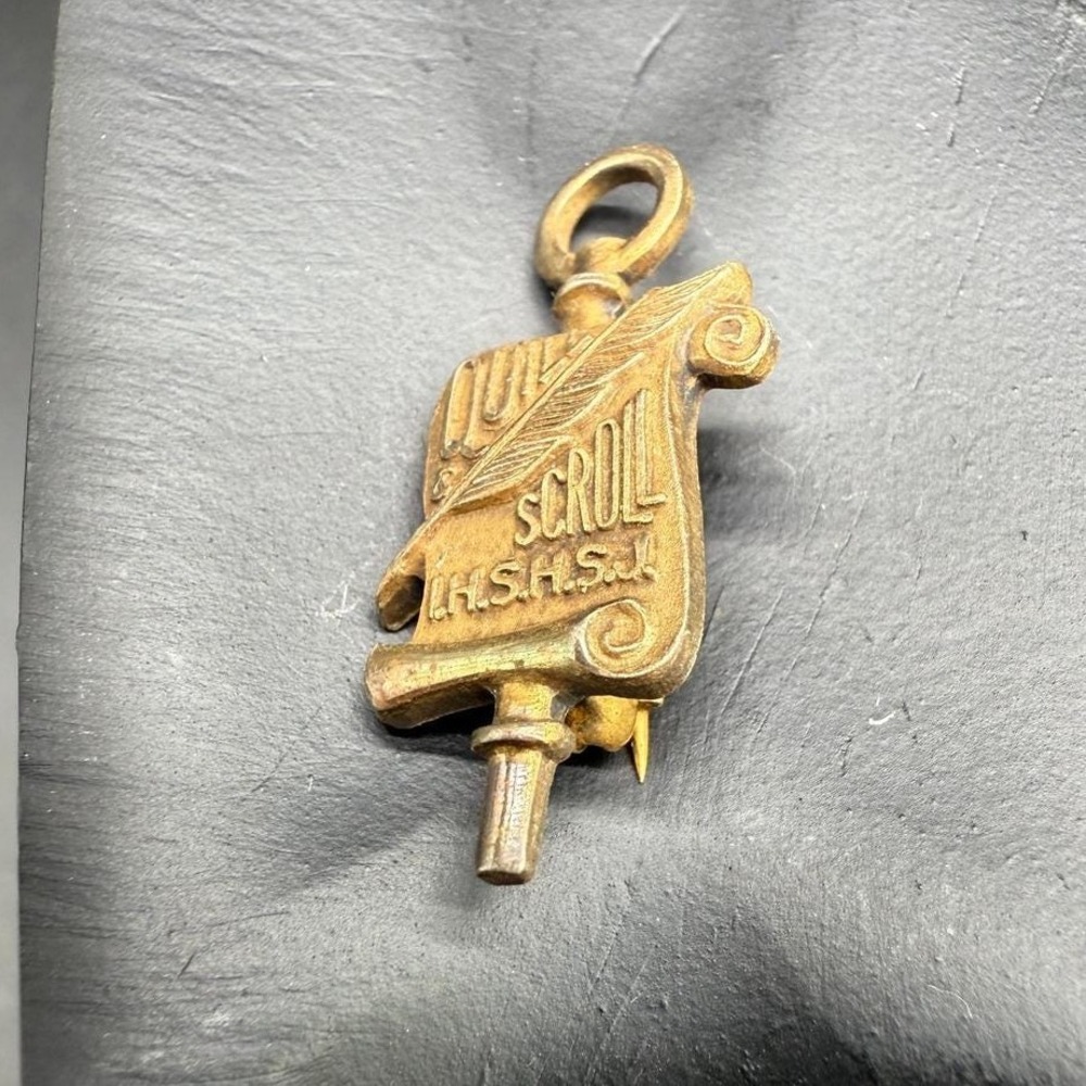 Vintage Sterling Silver Fraternity‎ Scroll Pin LGB Journalism School Award Charm